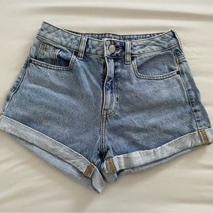 Pacsun Denim Mom Style Jean Shorts Size 25